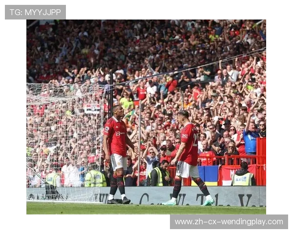 英超球队曼联:曼联队在英超联赛中的辉煌历史与挑战 英超球队曼联:曼联队在英超联赛中的辉煌历史与挑战